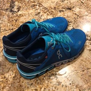 On Cloud Women’s Running Shoe size 8.5
